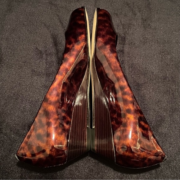 Cole Haan size 5b patent animal print open toe wedge - Picture 2 of 8